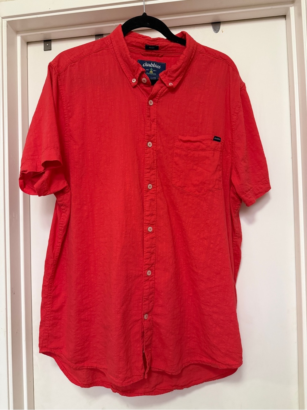 Chubbies Friday button-up, short sleeve shirt - red - size XL